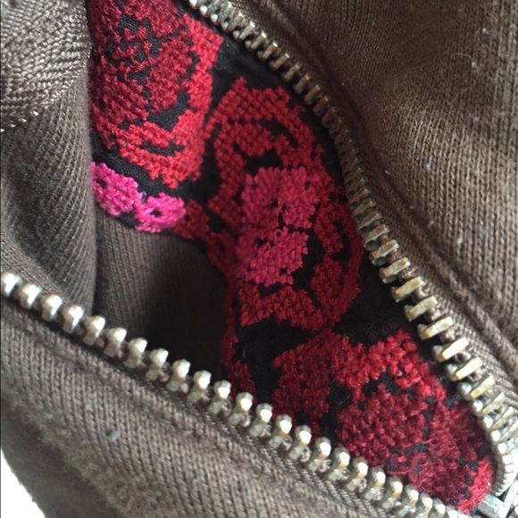 Urban Outfitters light zip up jacket - Picture 3 of 8